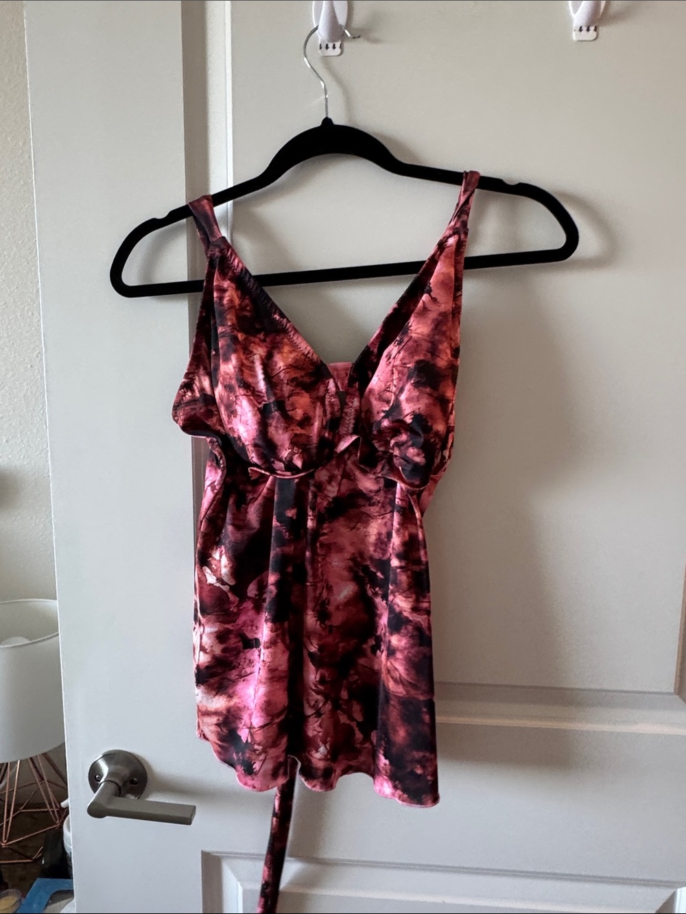 Pink & Black Tie-Dye V-Neck tankini top